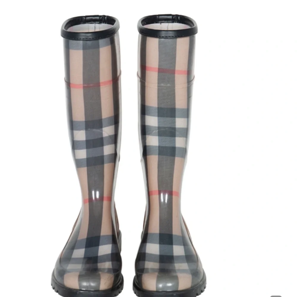 Burberry Nova Check Rubber Boots - Picture 16 of 16